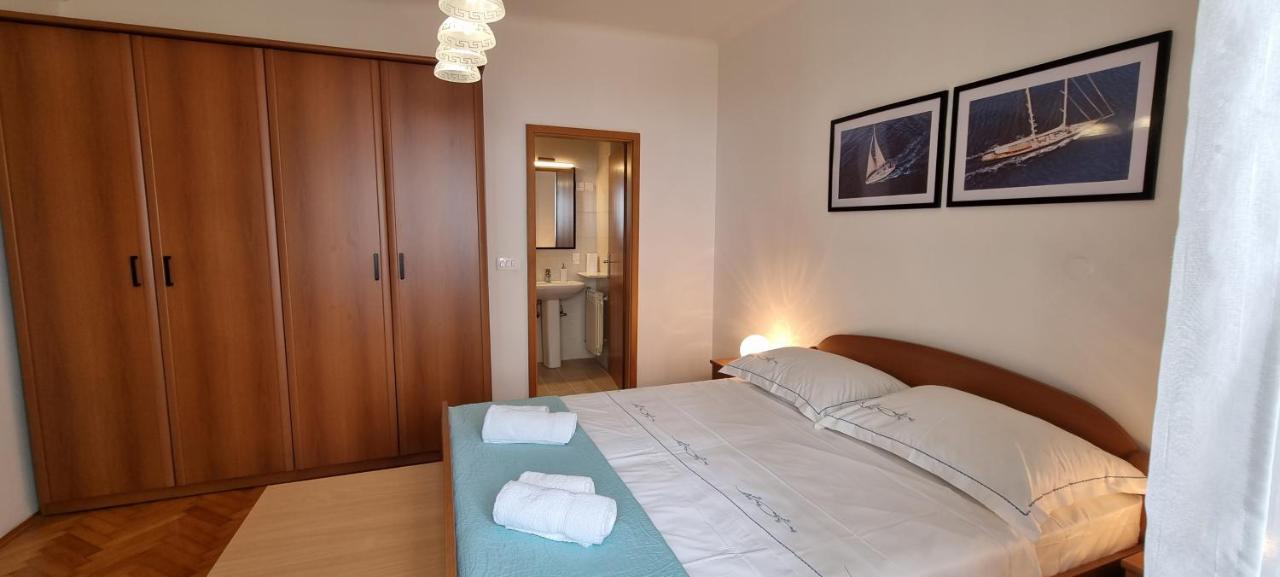 Apartments Anamarija オパティヤ エクステリア 写真